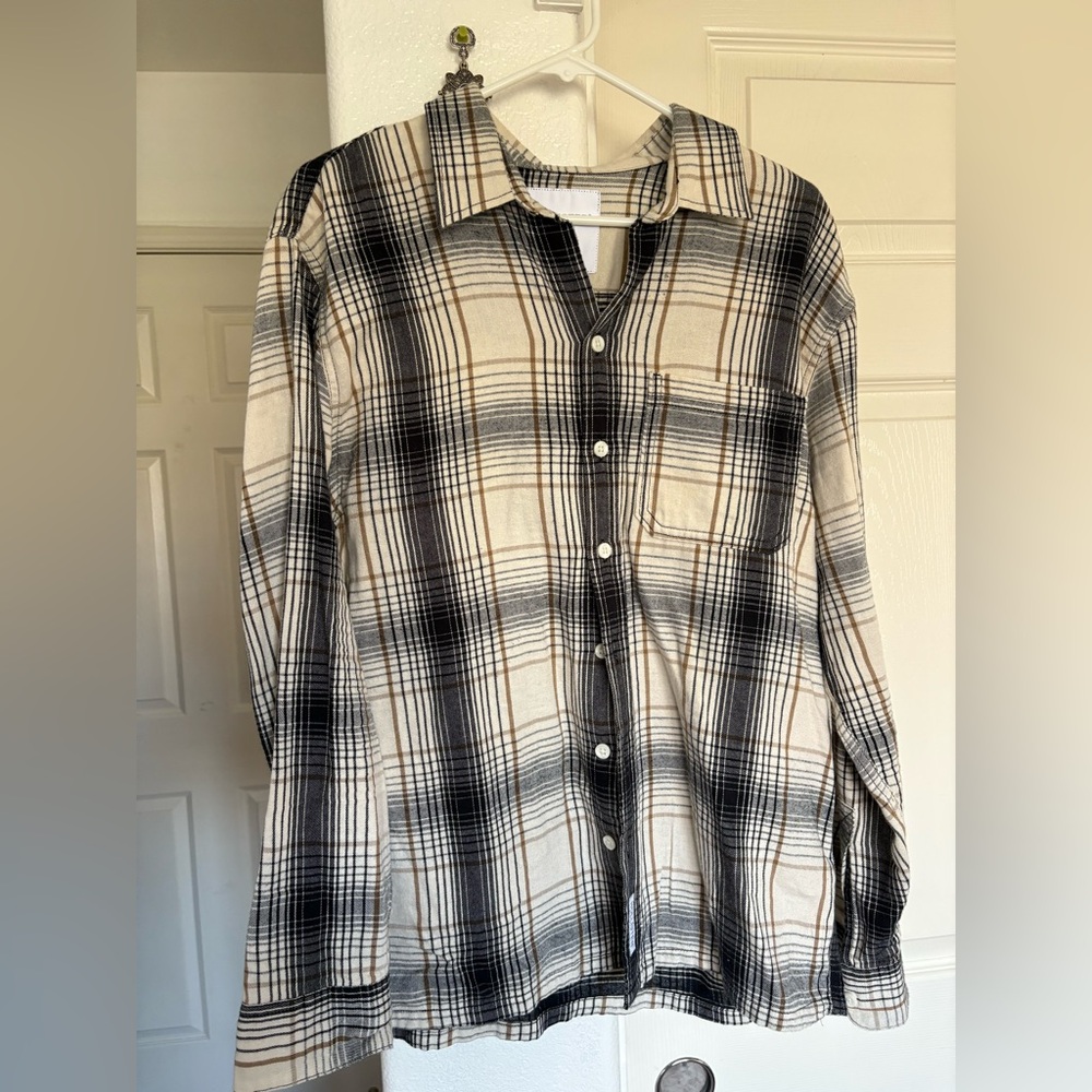 Hollister Black and Cream Plaid Shirt